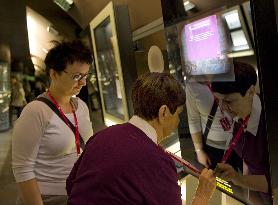 Visitors at The Fryderyk Chopin Museum, photo: Marek Dusza